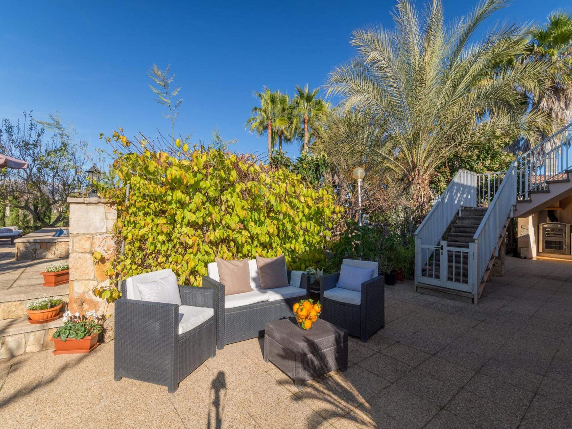 Holiday home With Swimming Pool